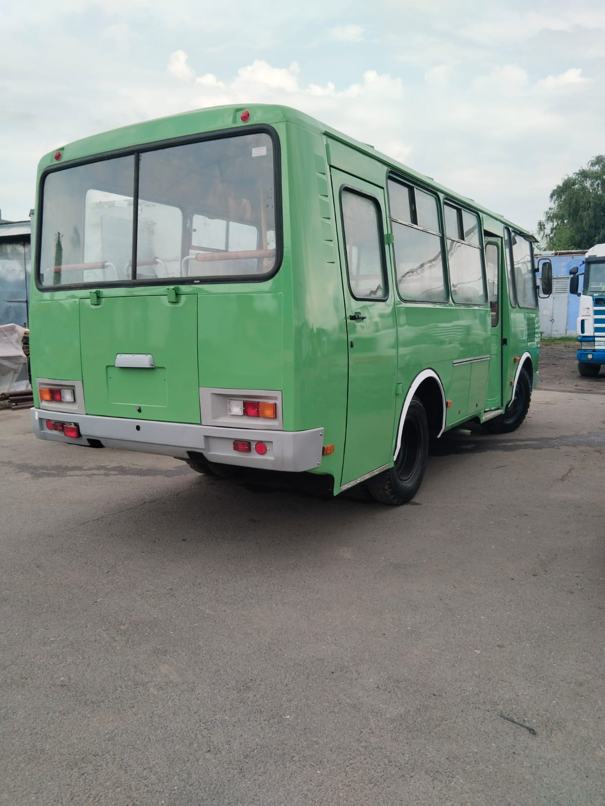 АВТОБУС ПАЗ-3205